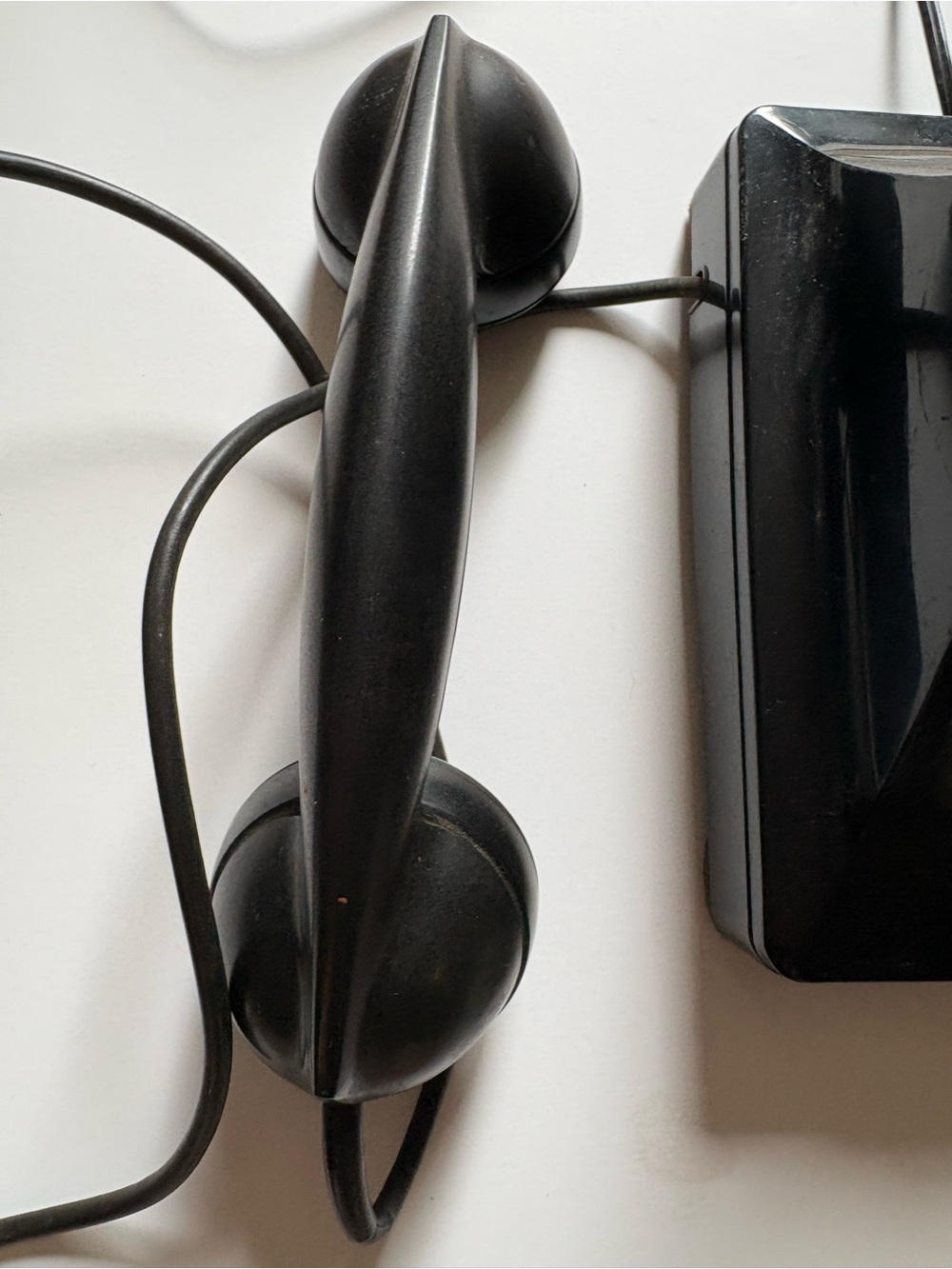FIRM PRICE-  Vintage Rotary Phone - Picture 6 of 11